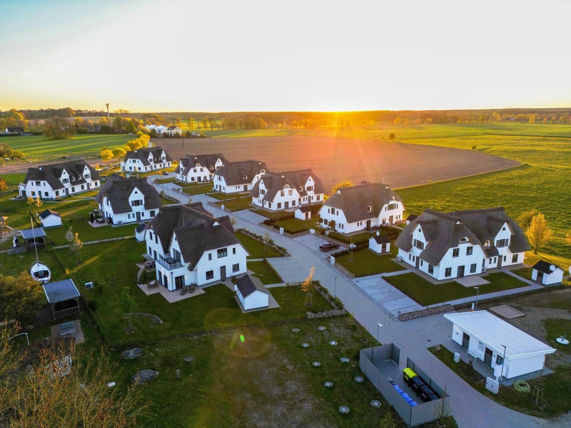 Inseldomizil Stolpe - Urlaub Unter Reet Auf Usedom Βίλα Stolpe auf Usedom Εξωτερικό φωτογραφία